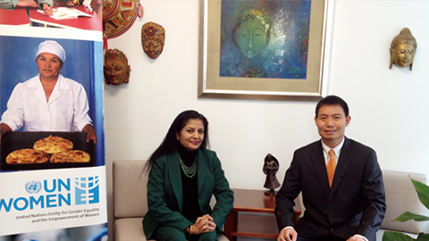 南非首位女性副总统 联合国会见雀魂CEO